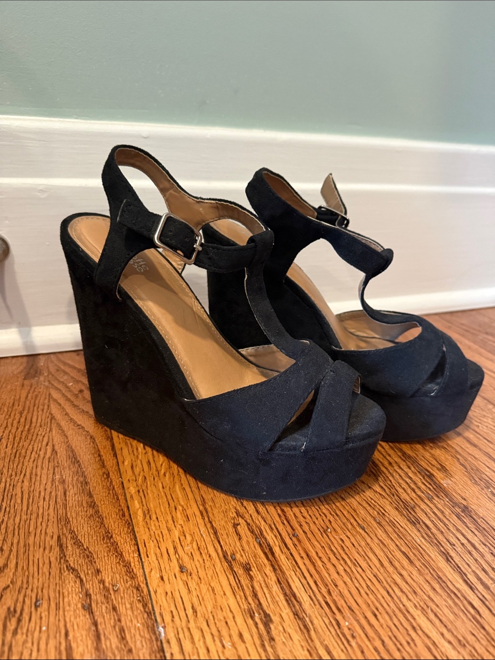 Charlotte Russe Black Suede Wedge Sandals with T-Strap